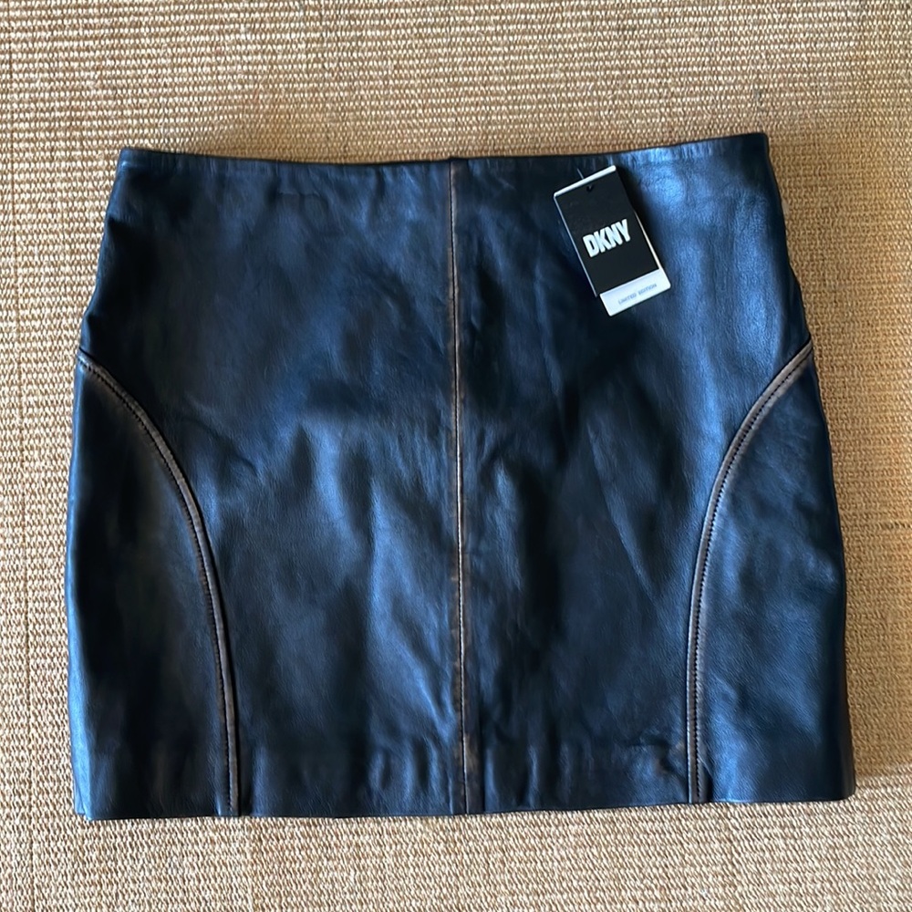 NWT! DKNY limited edition Sz XL black (distressed a bit) sheep leather skirt
